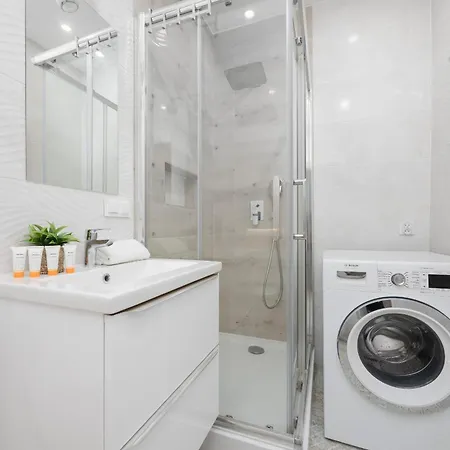 Apartment Near To Old Town By Renters Warsaw