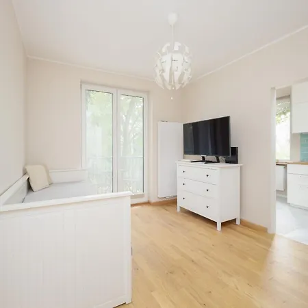 Near To Old Town By Renters Apartment